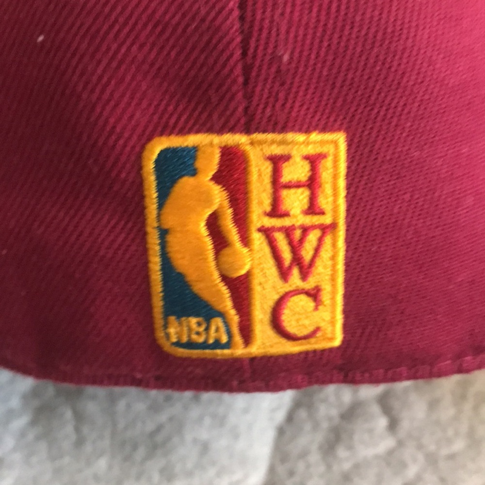 Lakers fitted - Picture 3 of 8
